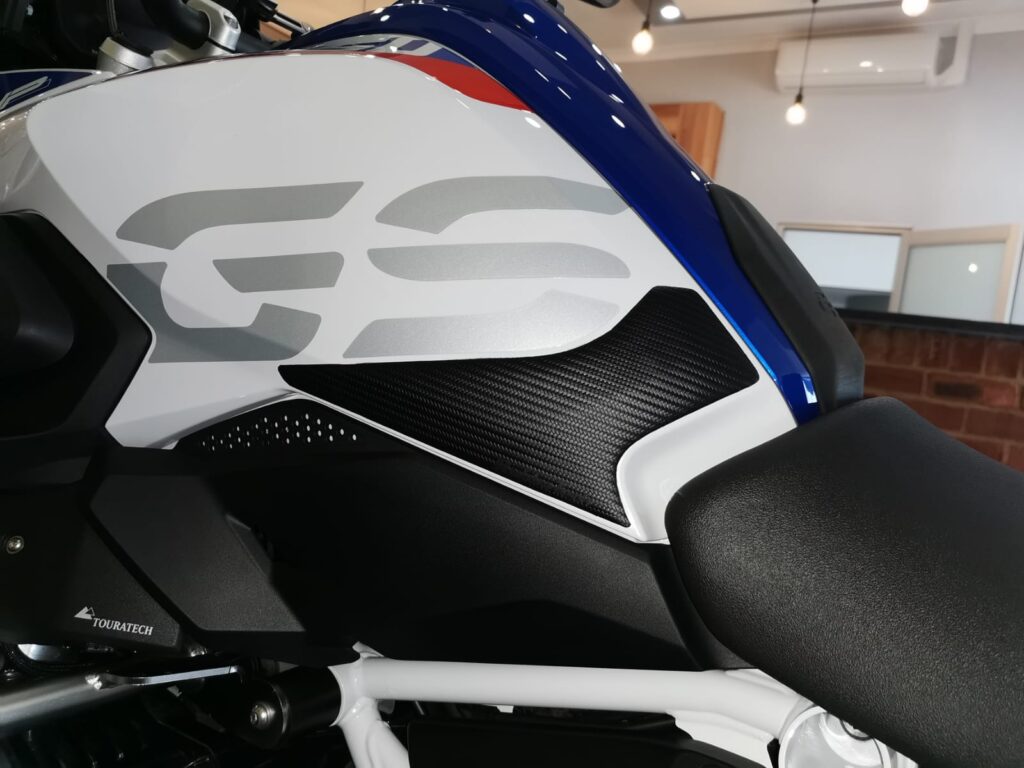 BMW R1250GS HP | Motorcycle Rubber Tank Pads