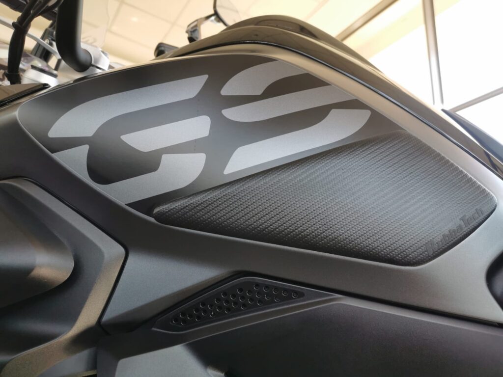 2021 Motorcycle Tank Protector