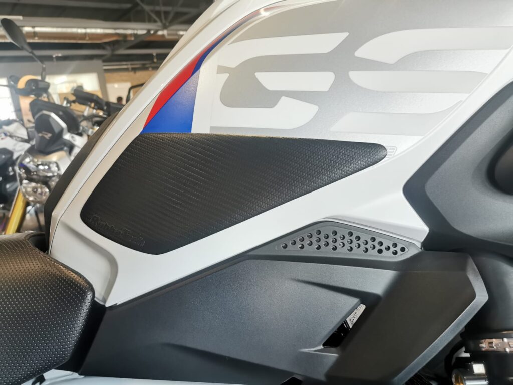 2021 Motorcycle Tank Protector