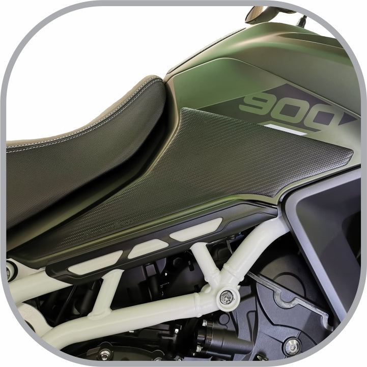 Triumph Tiger 900 Knee Pads | Rubbatech motorcycle tank protector RoadCarver