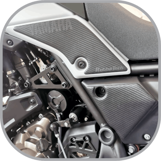 Yamaha Tenere 700 Knee Pads | Rubbatech motorcycle tank protector RoadCarver