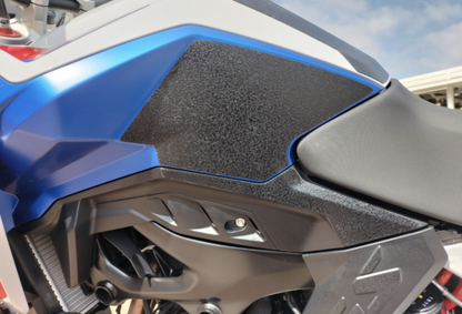 BMW F900GS 2024 Tank Pads | Motorcycle knee tank protectors