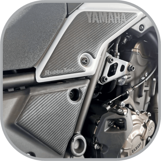 Yamaha Tenere 700 Knee Pads | Rubbatech motorcycle tank protector RoadCarver 
